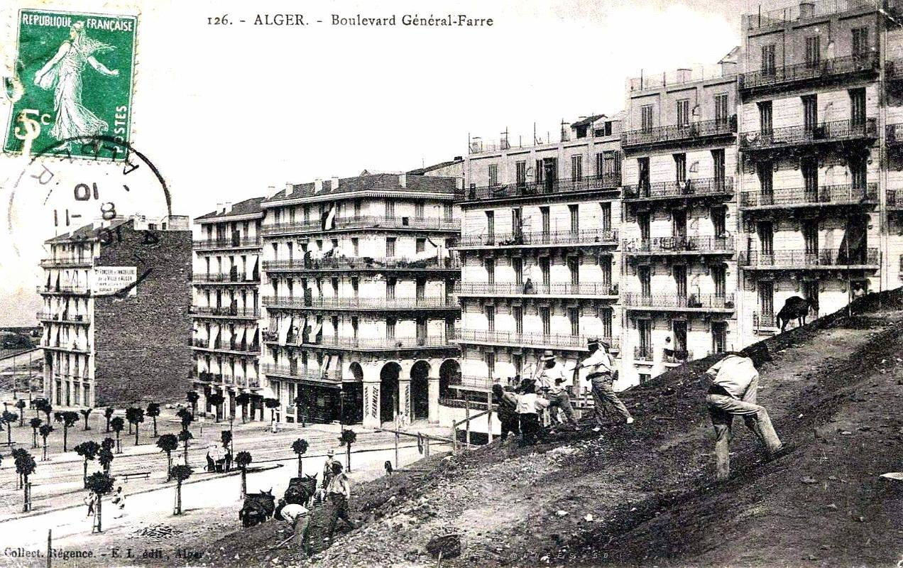 1224- Alger - Boulevard General Farre.jpg